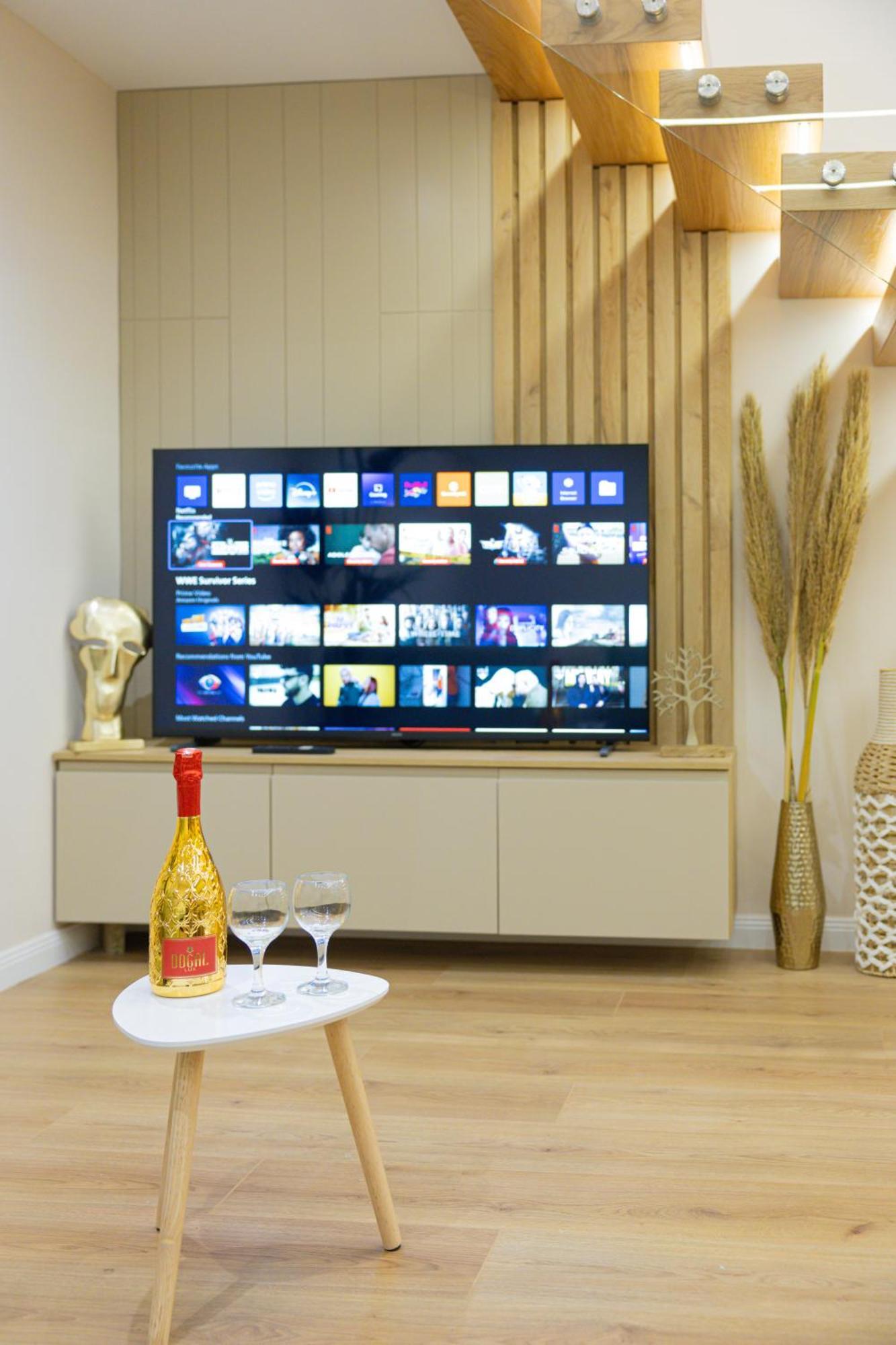 Arial Lofts Hotel Vlorë Екстериор снимка
